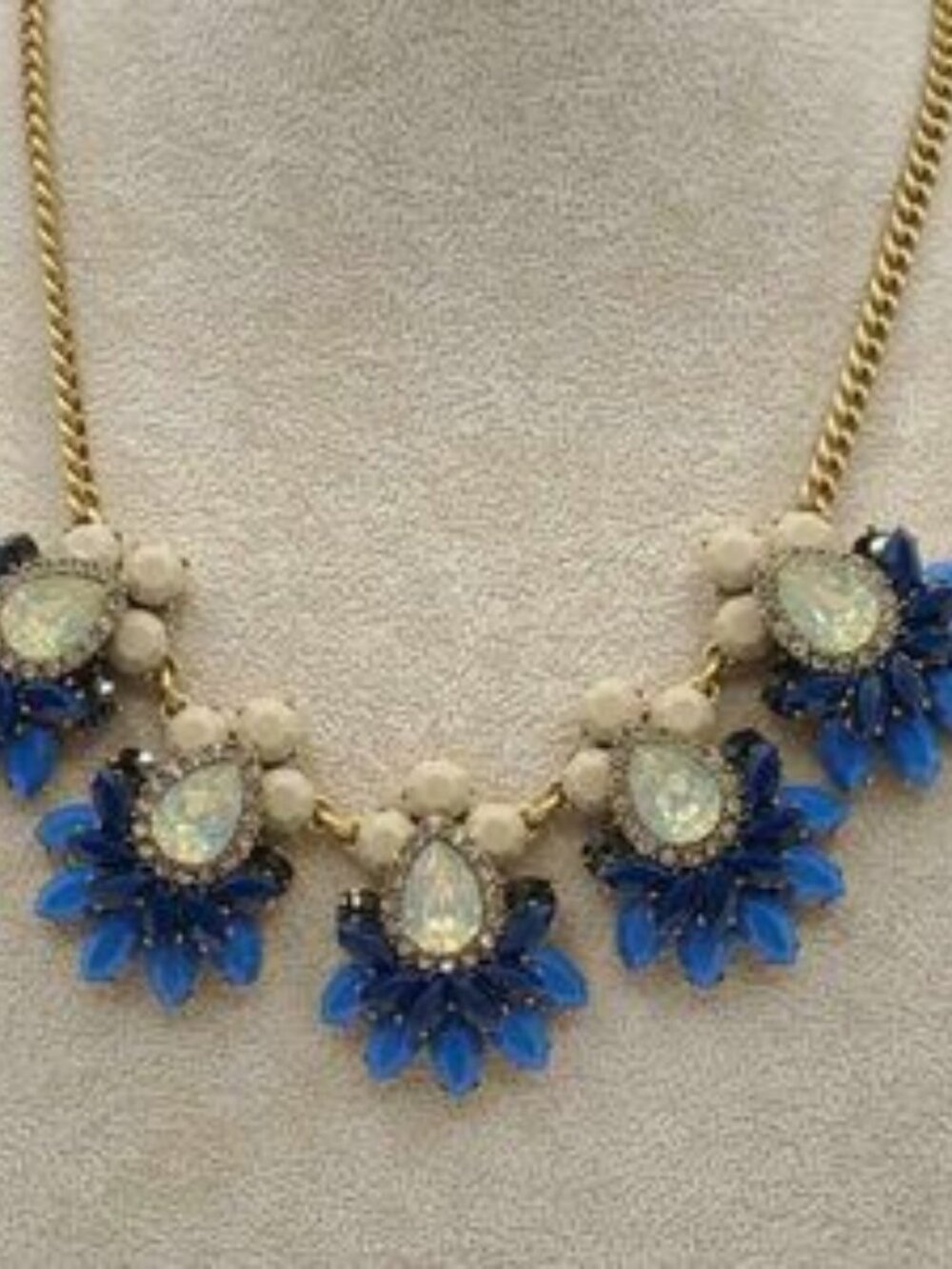 J Crew Blue Crystal AB Crystal Statement Necklace NWOT   NEW